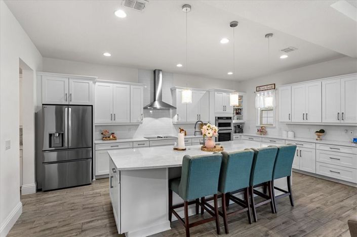 Image No.10-5 Bed House for sale