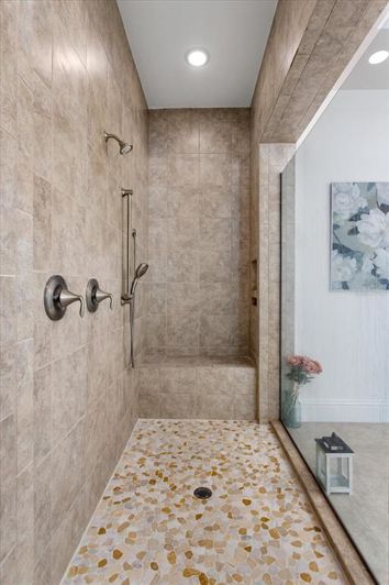 Image No.31-5 Bed House for sale