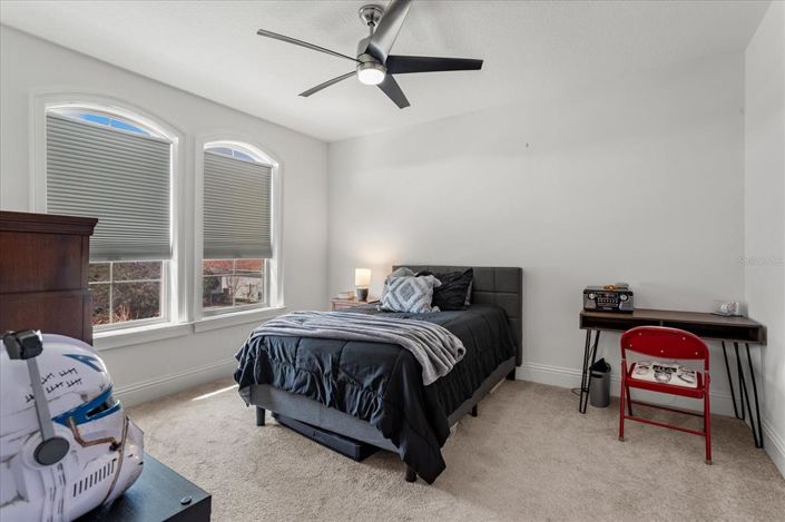 Image No.45-5 Bed House for sale