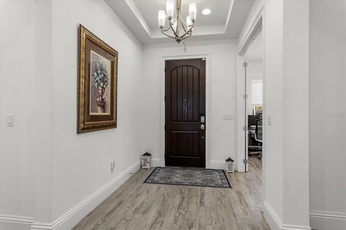 Image No.5-5 Bed House for sale