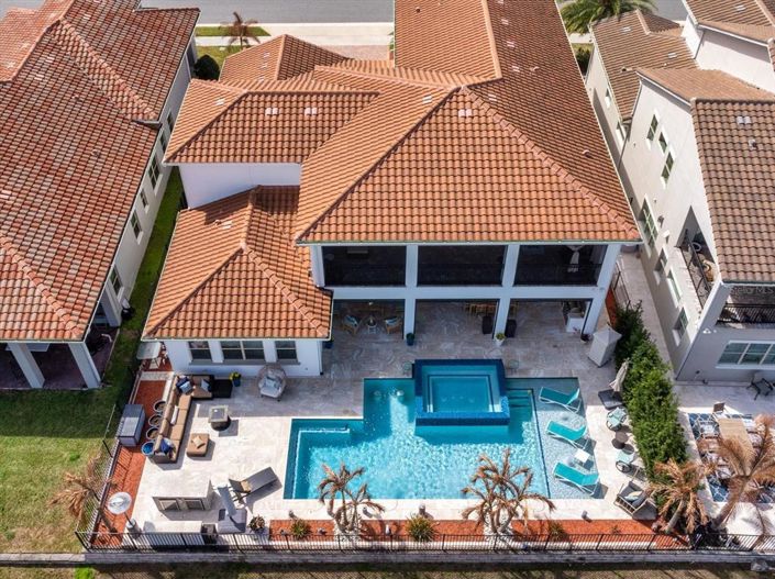 Image No.60-5 Bed House for sale