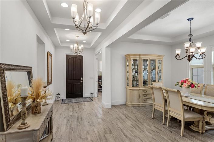 Image No.7-5 Bed House for sale