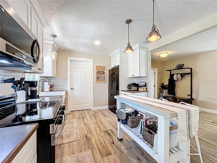 Image No.13-3 Bed House for sale