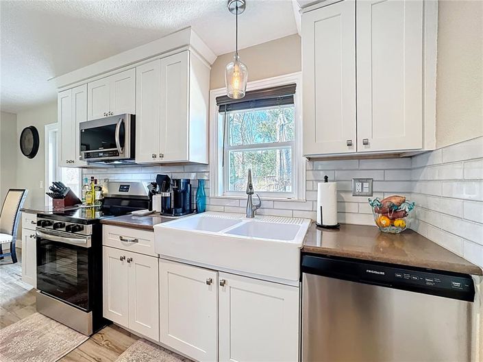 Image No.17-3 Bed House for sale