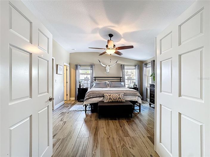 Image No.19-3 Bed House for sale