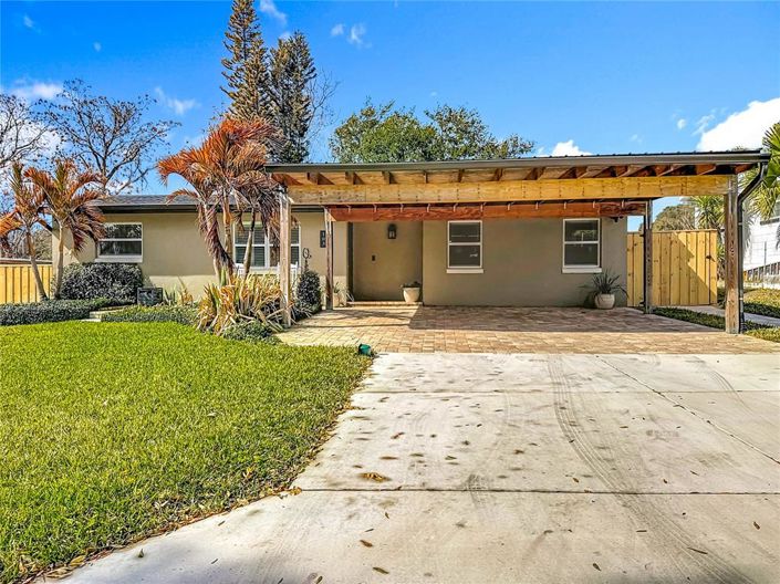 Image No.2-3 Bed House for sale