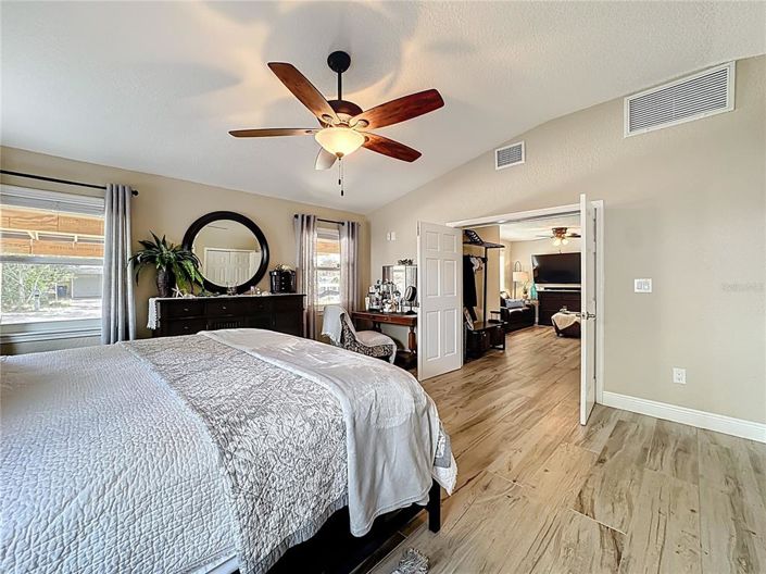 Image No.22-3 Bed House for sale