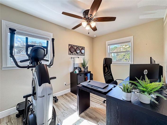 Image No.25-3 Bed House for sale