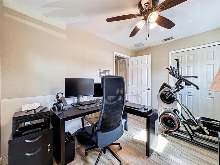 Image No.26-3 Bed House for sale