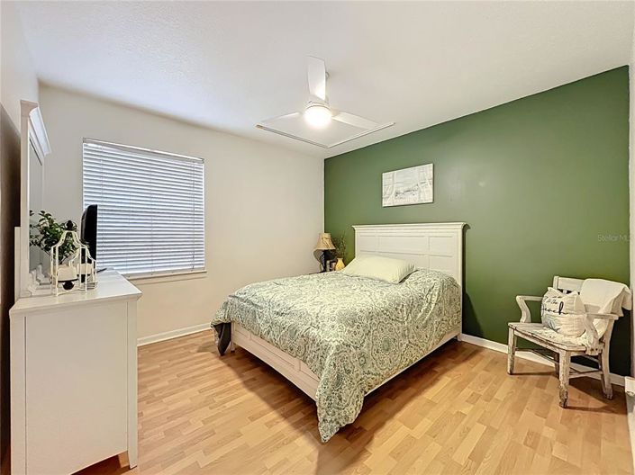 Image No.24-4 Bed House for sale
