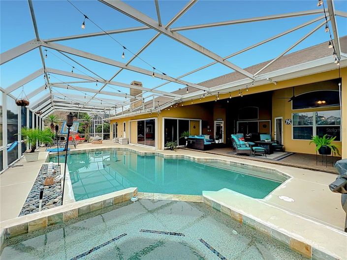 Image No.35-4 Bed House for sale