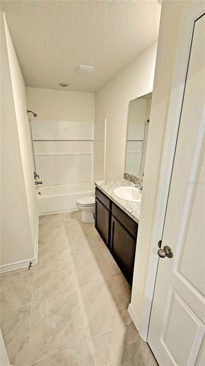 Image No.27-3 Bed Townhouse for sale