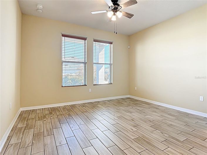 Image No.23-4 Bed House for sale