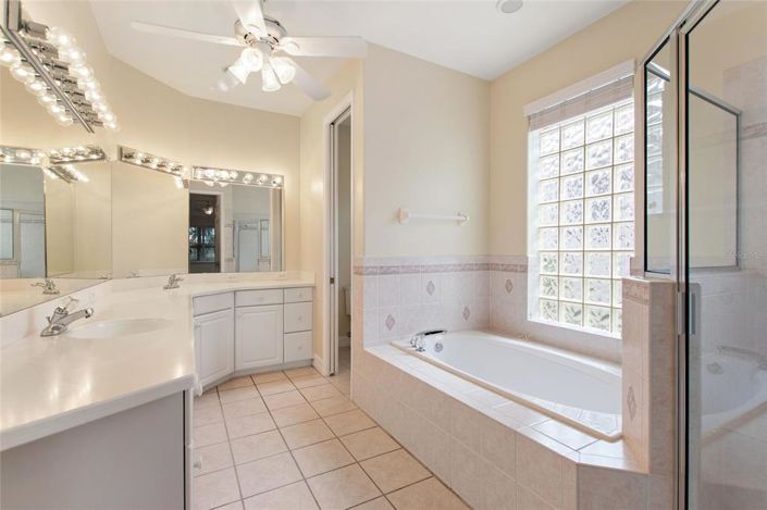 Image No.19-3 Bed House for sale