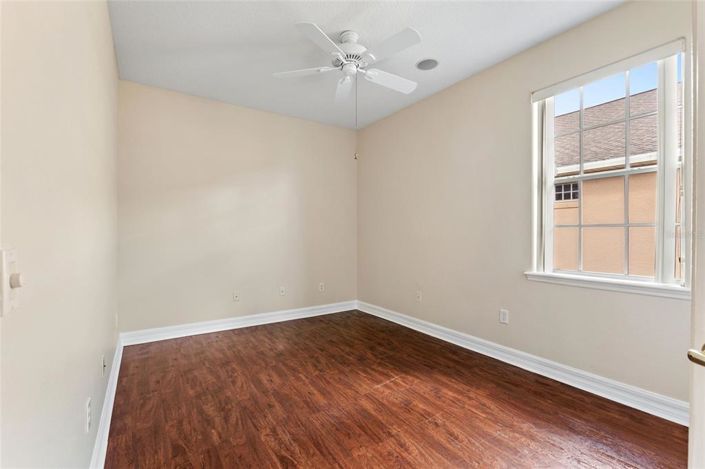 Image No.28-3 Bed House for sale