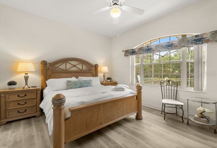 Image No.14-4 Bed House for sale