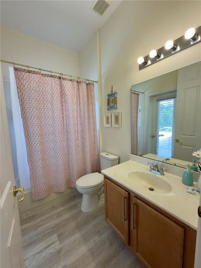 Image No.26-4 Bed House for sale