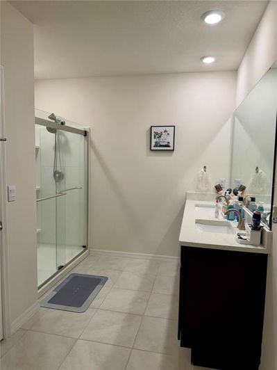 Image No.18-3 Bed House for sale