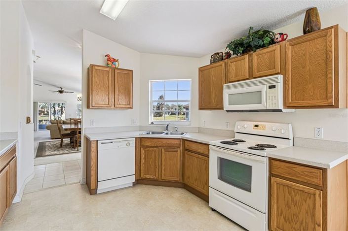 Image No.19-2 Bed House for sale