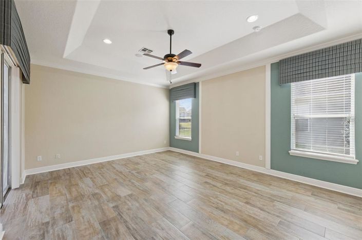 Image No.16-4 Bed House for sale