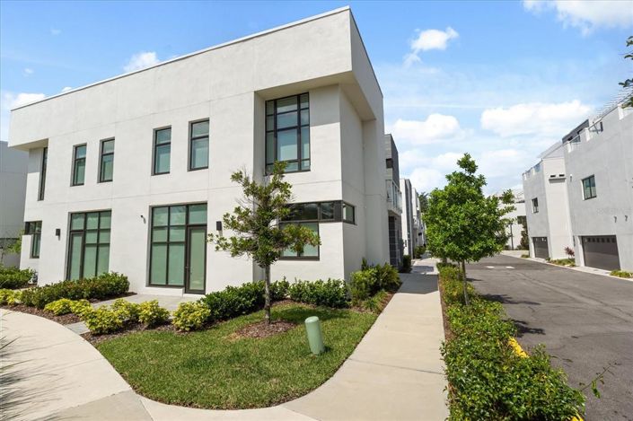 Image No.3-Maison de ville de 3 chambres à vendre à Saint John