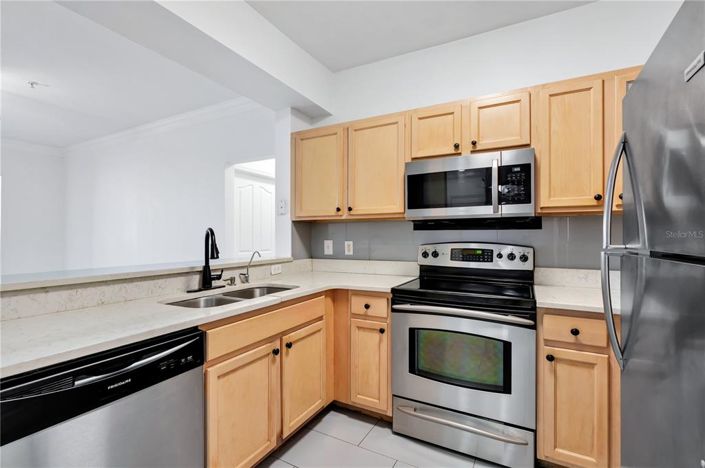 Image No.10-3 Bed Apartment for sale