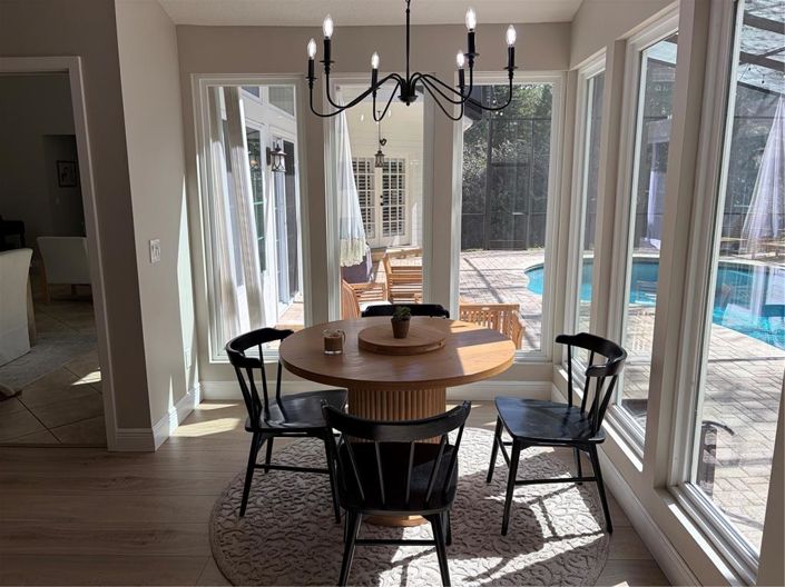 Image No.15-5 Bed House for sale