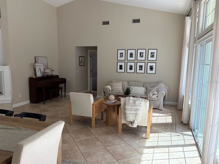 Image No.22-5 Bed House for sale