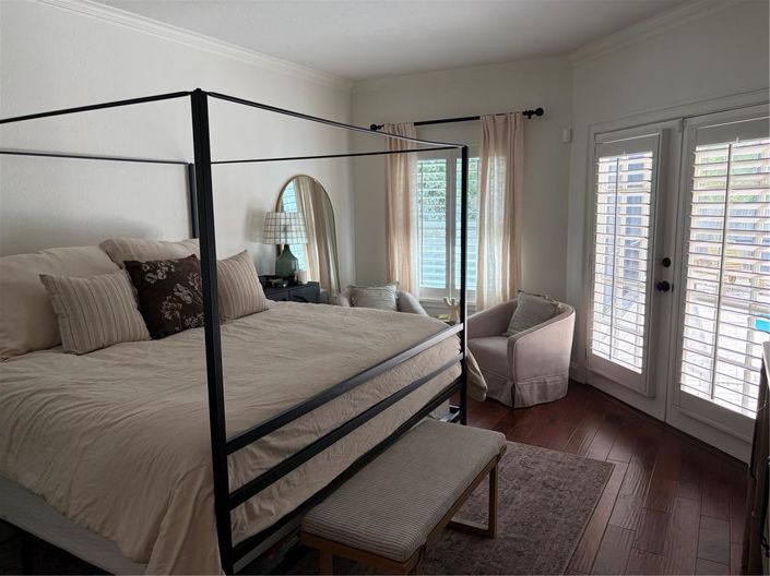 Image No.24-5 Bed House for sale