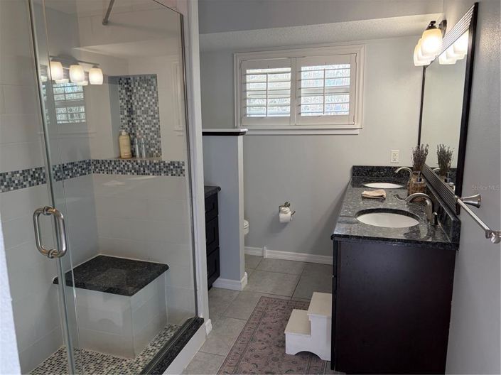 Image No.40-5 Bed House for sale