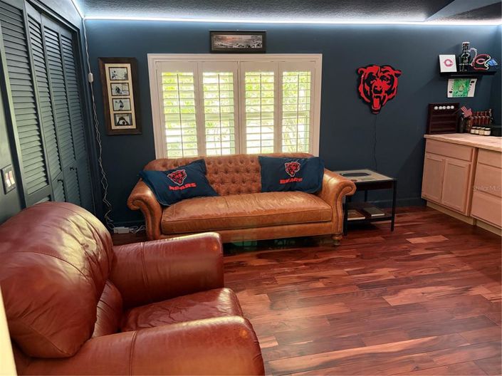 Image No.41-5 Bed House for sale