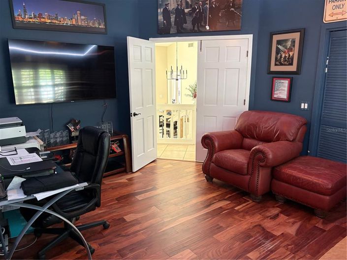 Image No.42-5 Bed House for sale