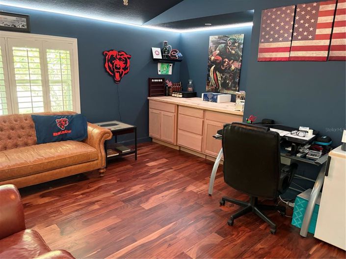 Image No.43-5 Bed House for sale