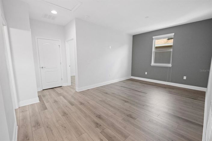 Image No.22-3 Bed House for sale