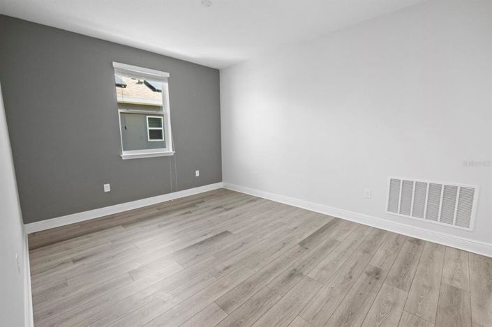 Image No.23-3 Bed House for sale