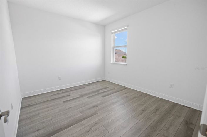 Image No.29-3 Bed House for sale