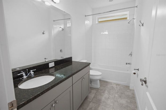 Image No.31-3 Bed House for sale