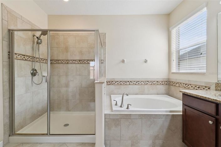 Image No.14-4 Bed House for sale