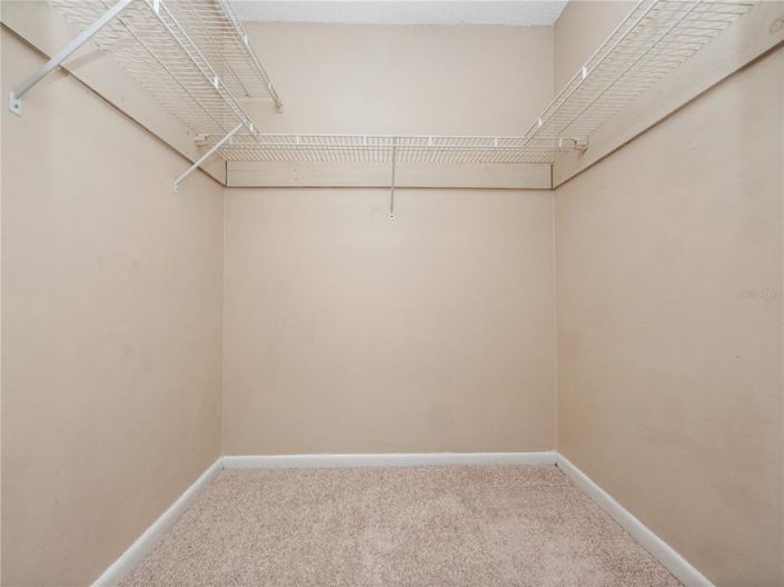 Image No.11-Appartement de 2 chambres à vendre à Saint John