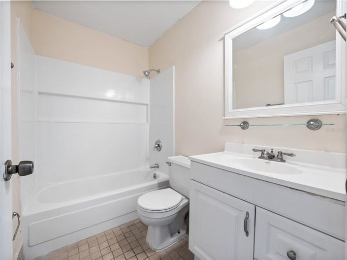 Image No.13-Appartement de 2 chambres à vendre à Saint John