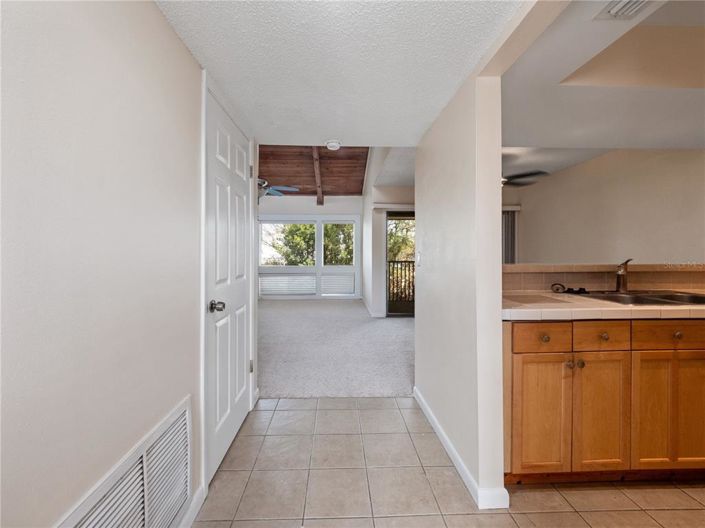 Image No.16-Appartement de 2 chambres à vendre à Saint John