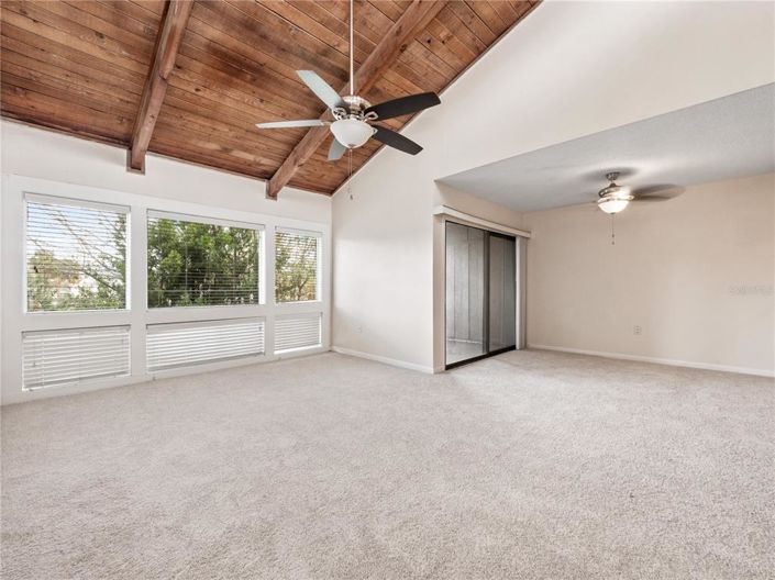 Image No.2-Appartement de 2 chambres à vendre à Saint John