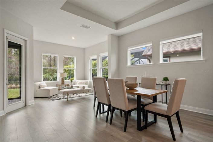 Image No.18-4 Bed House for sale