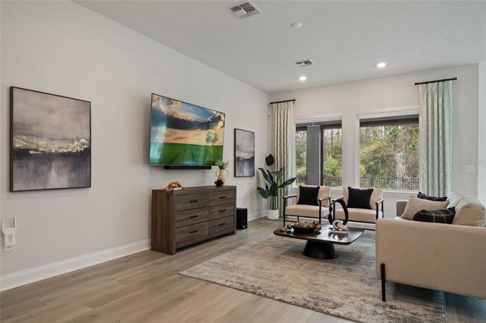 Image No.30-4 Bed House for sale