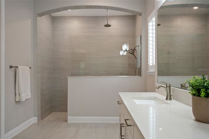 Image No.50-4 Bed House for sale