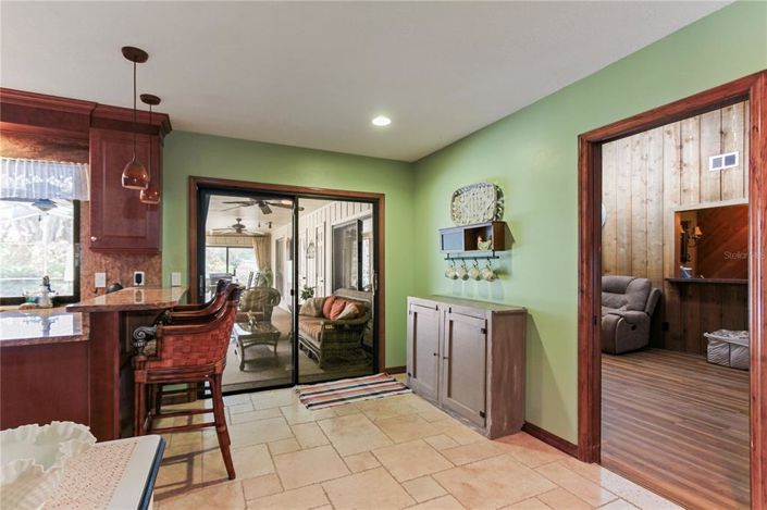 Image No.14-4 Bed House for sale