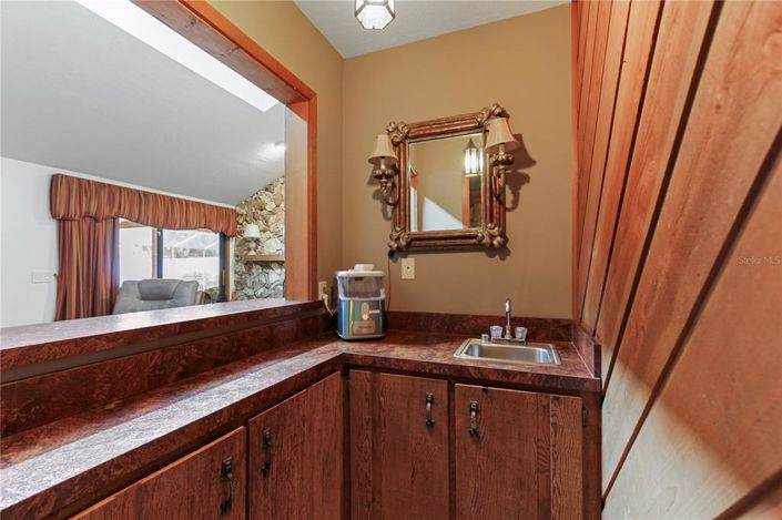 Image No.19-4 Bed House for sale