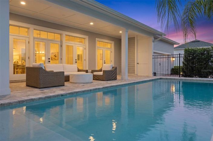 Image No.17-4 Bed House for sale