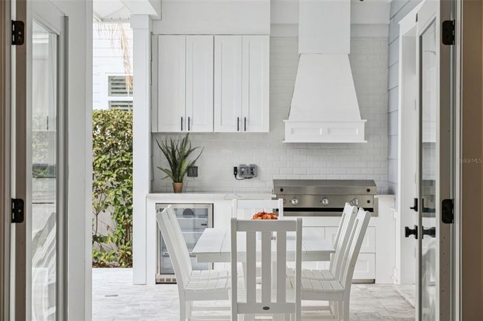 Image No.26-4 Bed House for sale