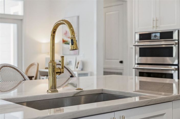 Image No.30-4 Bed House for sale